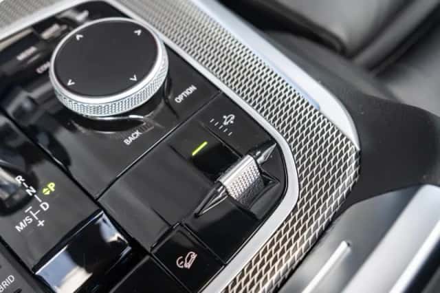 BMW X5 (2022) thumbnail 37