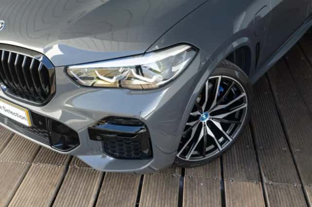 BMW X5 (2022) thumbnail 42