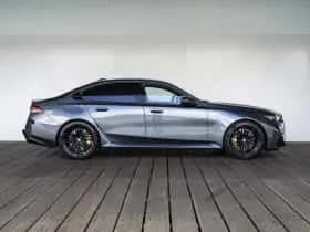 BMW M5 (2025) thumbnail 7