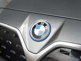 BMW i4 (2023) thumbnail 18