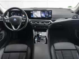 BMW i4 (2023) thumbnail 3