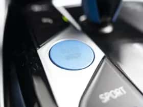 BMW i4 (2023) thumbnail 26