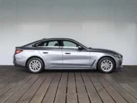 BMW i4 (2023) thumbnail 7