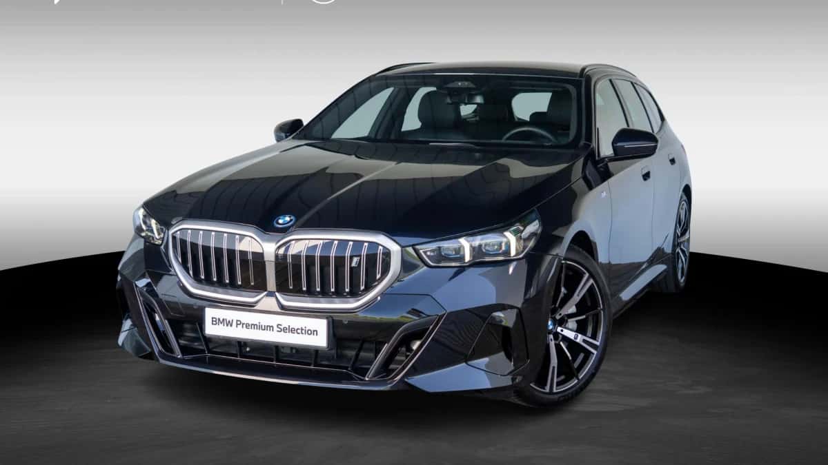 BMW i5 (2025) — foto 1
