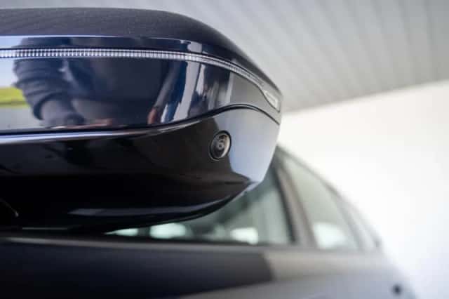 BMW i5 (2025) thumbnail 16