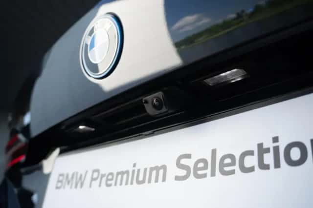 BMW i5 (2025) thumbnail 22