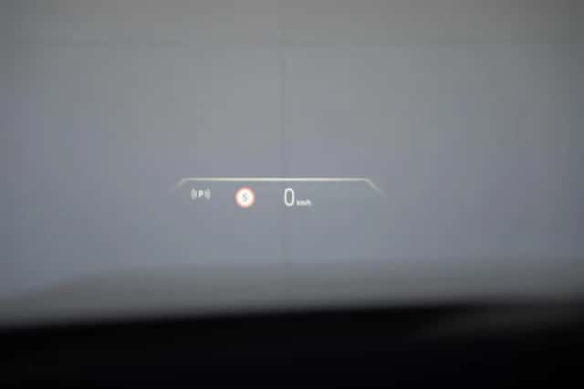 BMW i5 (2025) thumbnail 26