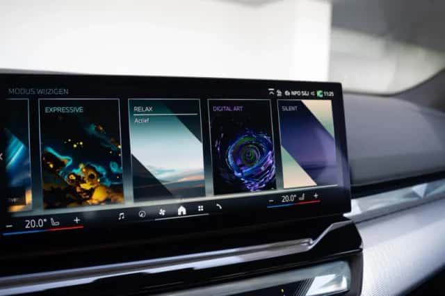 BMW i5 (2025) thumbnail 28
