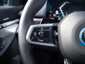 BMW i5 (2025) thumbnail 28