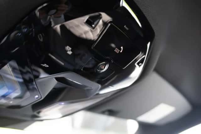BMW i5 (2025) thumbnail 35