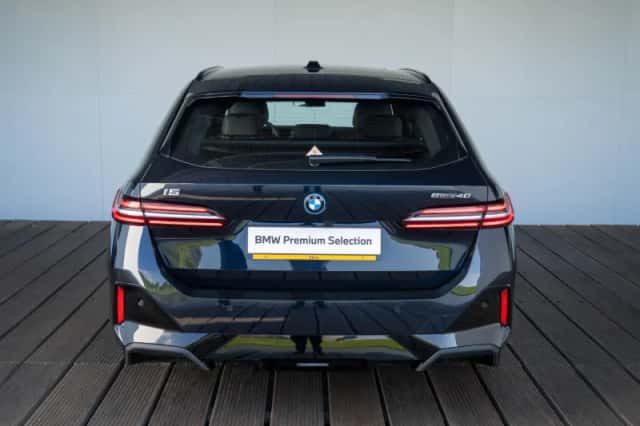BMW i5 (2025) thumbnail 8