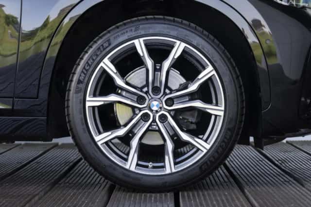 BMW X1 (2021) thumbnail 9