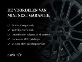 MINI Electric (2022) thumbnail 2