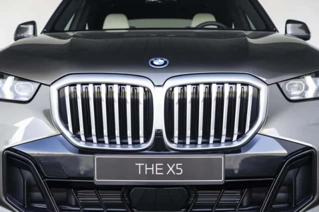 BMW X5 (2026) thumbnail 15