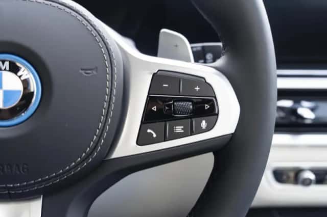 BMW X5 (2026) thumbnail 26