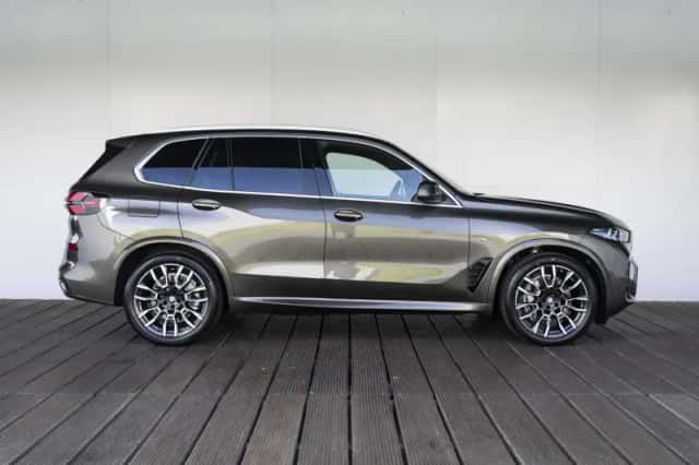 BMW X5 (2026) thumbnail 4