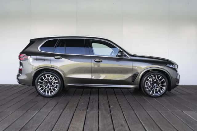 BMW X5 (2026) thumbnail 4