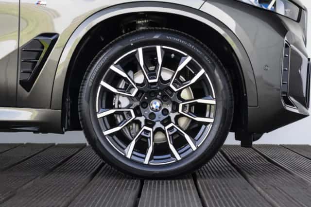 BMW X5 (2026) thumbnail 6