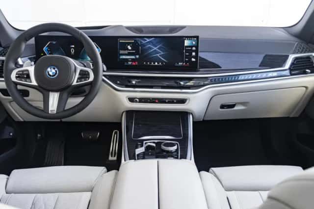 BMW X5 (2026) thumbnail 7