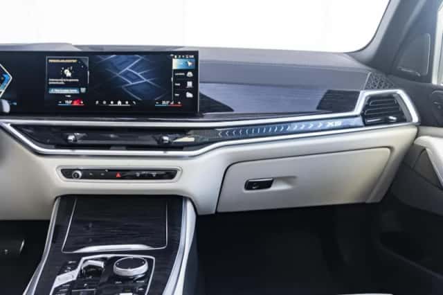 BMW X5 (2026) thumbnail 9
