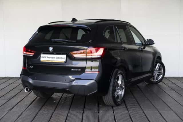 BMW X1 (2022) thumbnail 2