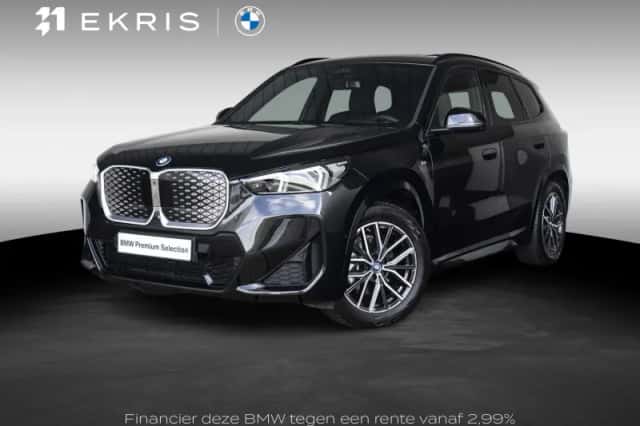 BMW iX1 (2025) thumbnail 1