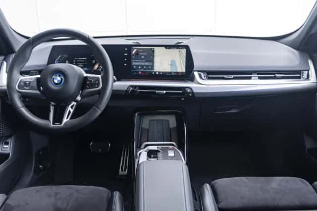 BMW X1 (2025) thumbnail 3