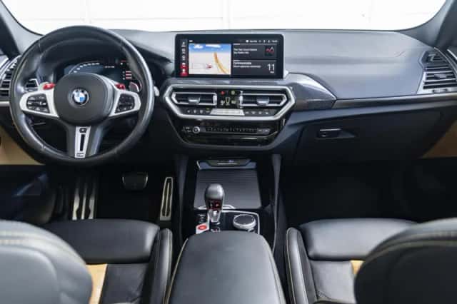 BMW X3 (2022) thumbnail 3