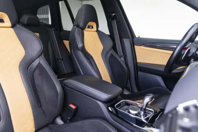 BMW X3 (2022) thumbnail 4
