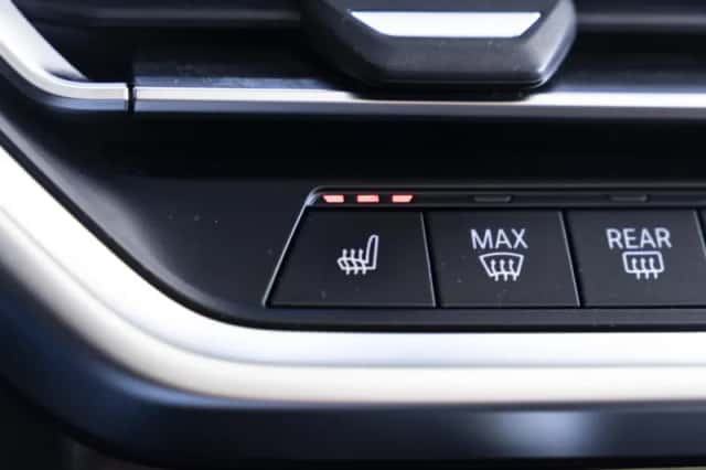 BMW X3 (2022) thumbnail 42