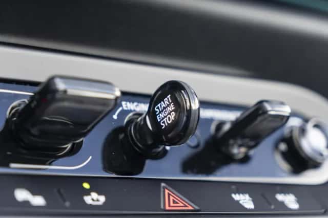 MINI Cabrio (2026) thumbnail 25