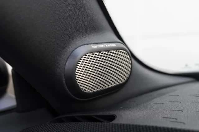 MINI Cabrio (2026) thumbnail 26
