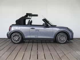MINI Cabrio (2026) thumbnail 5