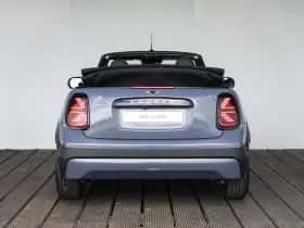 MINI Cabrio (2026) thumbnail 7