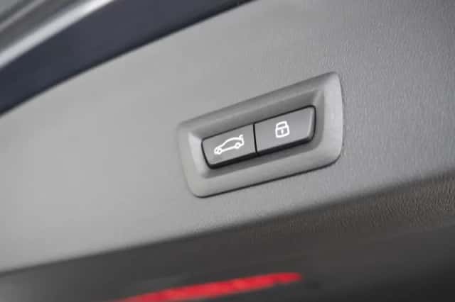 BMW iX3 (2026) thumbnail 23