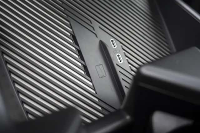 BMW iX3 (2026) thumbnail 36