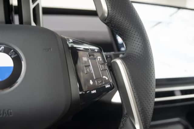 BMW iX3 (2026) thumbnail 38