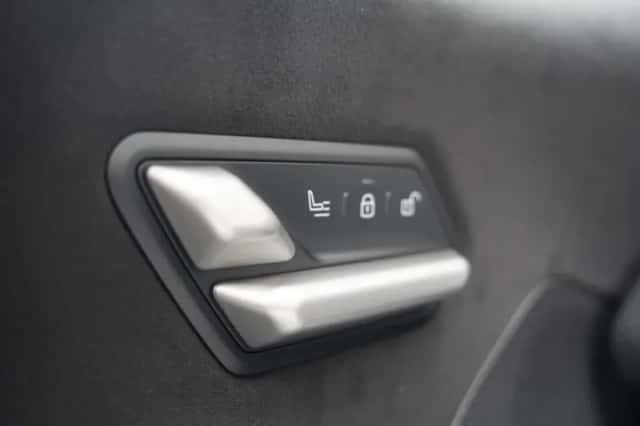 BMW iX3 (2026) thumbnail 40