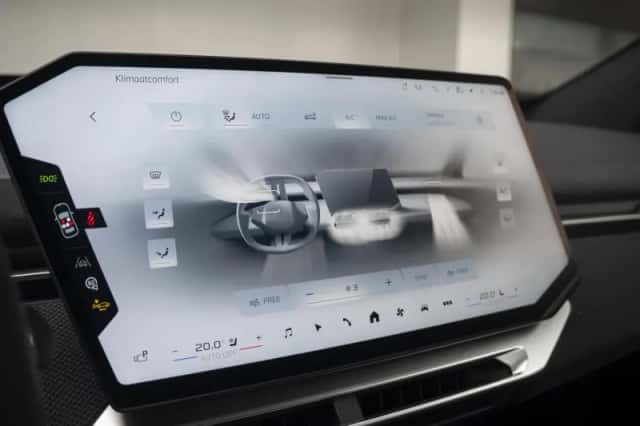 BMW iX3 (2026) thumbnail 45