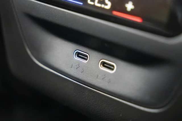 BMW iX3 (2026) thumbnail 50