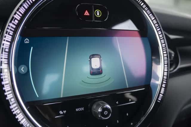 MINI Electric (2023) thumbnail 27
