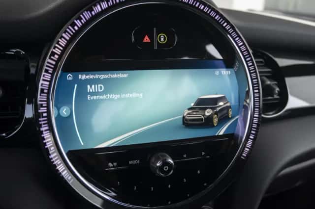 MINI Electric (2023) thumbnail 29
