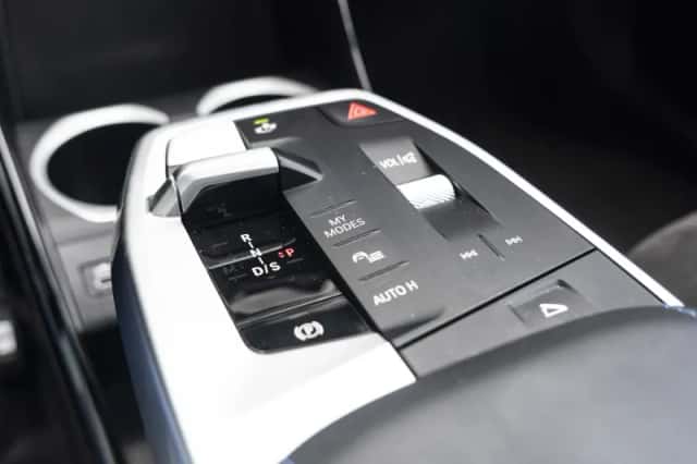 BMW X1 (2024) thumbnail 13