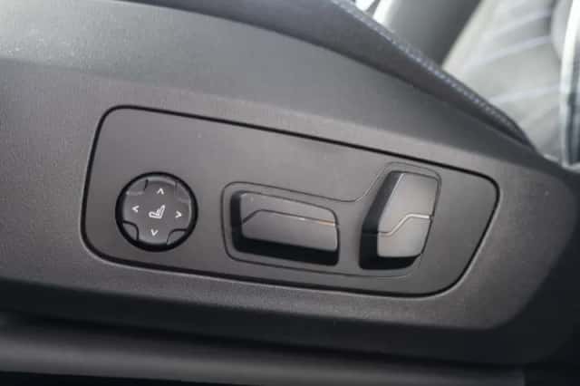 BMW X1 (2024) thumbnail 31