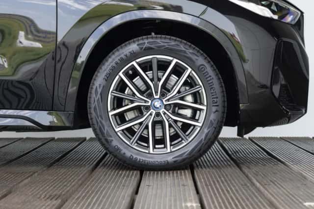 BMW X1 (2024) thumbnail 9