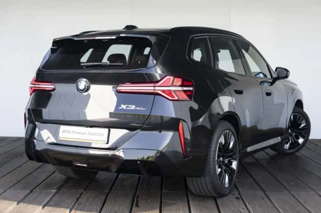 BMW X3 (2025) thumbnail 2