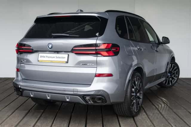 BMW X5 (2026) thumbnail 2