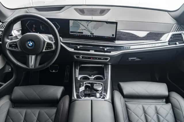 BMW X5 (2026) thumbnail 3