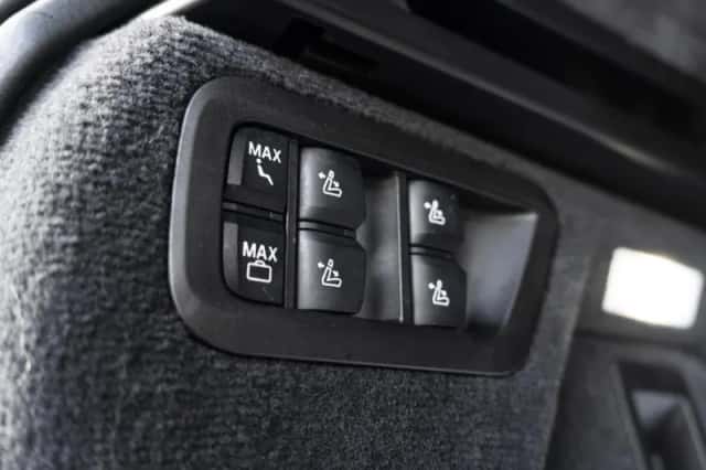 BMW X7 (2025) thumbnail 30