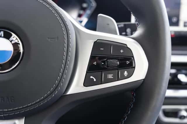 BMW X7 (2025) thumbnail 35